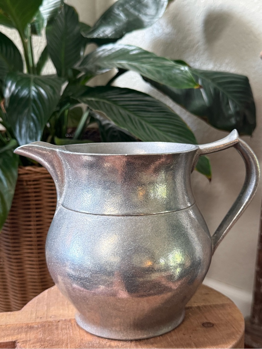 1970s Vintage Colonial Pewter Pitcher Water Plaugh English Tavern Pitcher